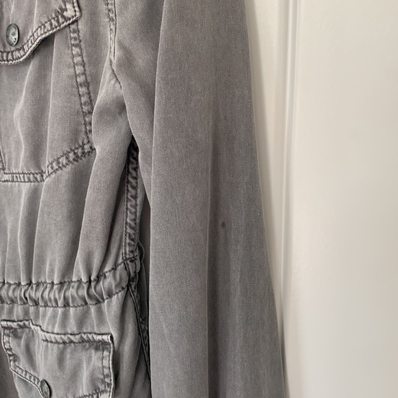 Aritzia Talula cargo jacket - Picture 4 of 4
